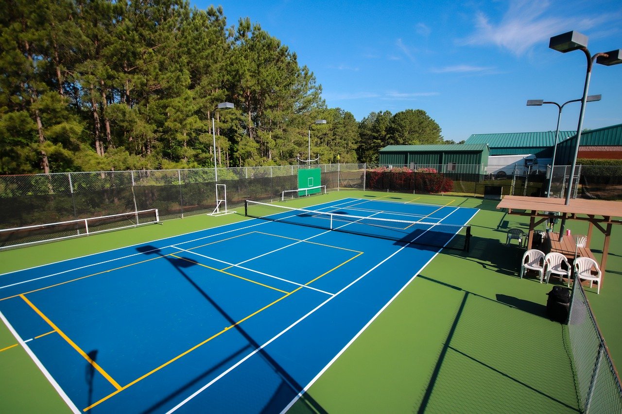 Indoor & Outdoor Pickle-ball Courts